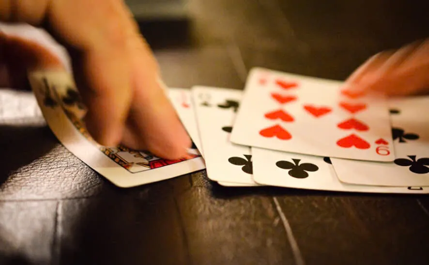 Bài Phỏm K8CC Cổng Game Bất Hủ Hấp Dẫn Mọi Thời Đại 4 Mẹo chơi Bài Phỏm K8CC bất bại cho người chơi chuyên nghiệp